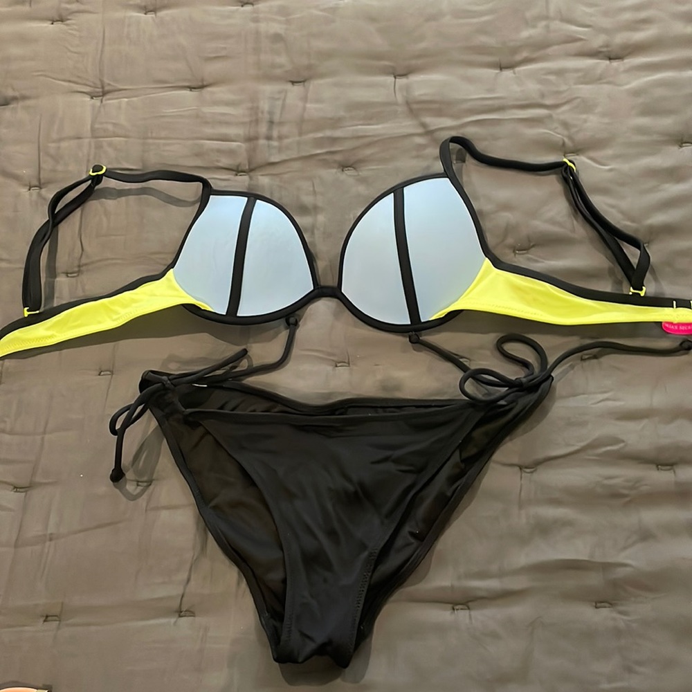 VS PINK swim